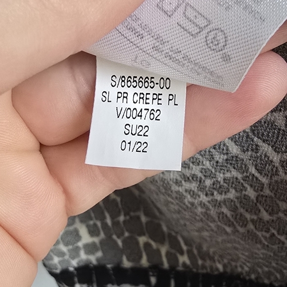 Banana Republic, New Animal Leopard Print Pleated Jersey Blouse Shirt Size XL - Picture 11 of 12